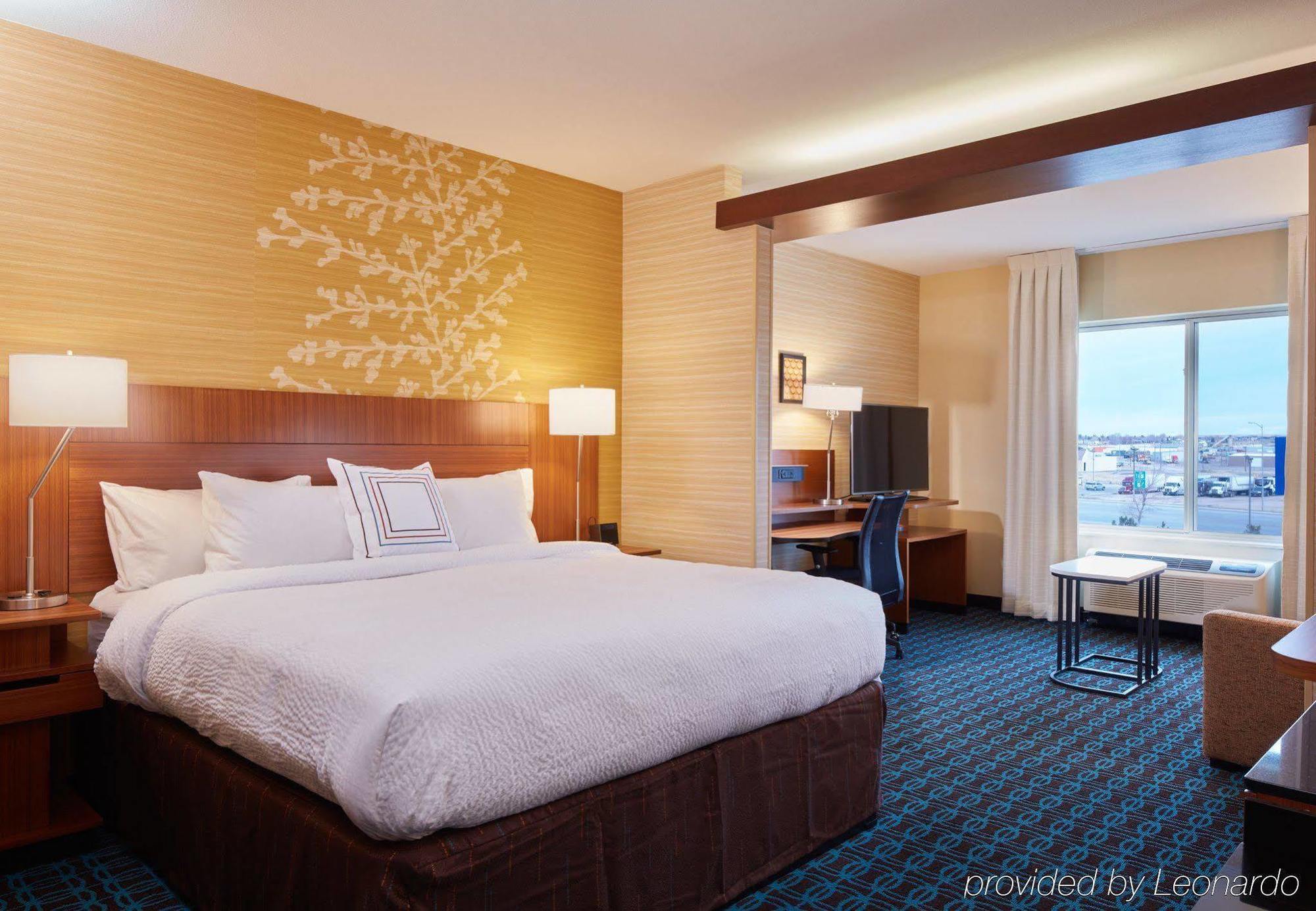 Fairfield Inn & Suites By Marriott Роулинс Екстериор снимка